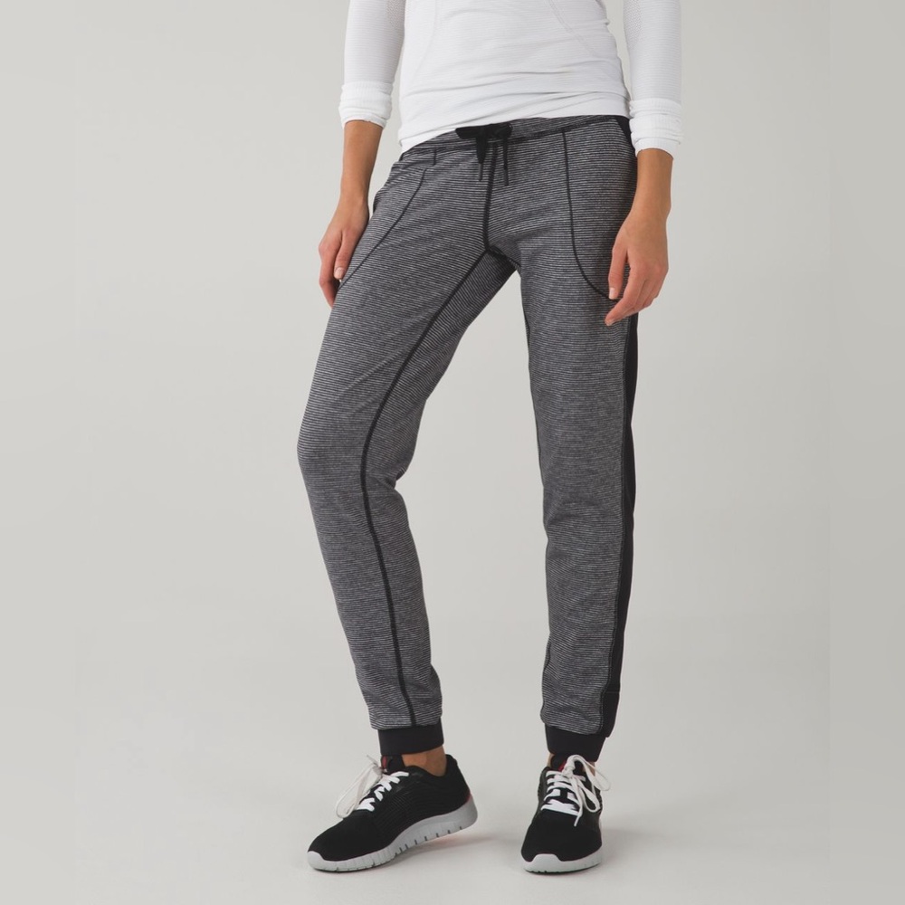 Lululemon Base Runner Joggers